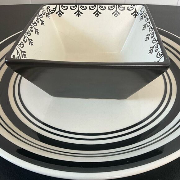 Royal Norfolk Butterfly 1 Piece Chip Veggies Dip Serving Bowl Plate Black White - Picture 5 of 8